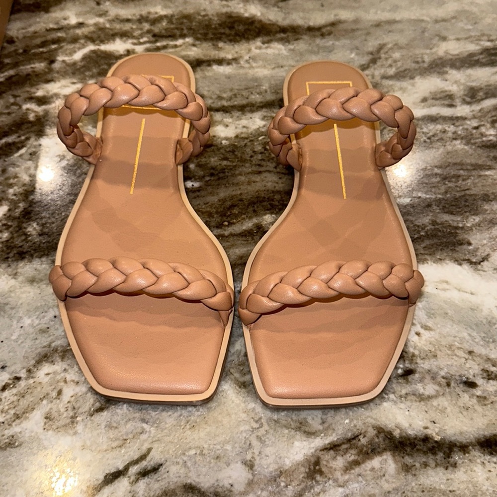 Dolce Vita Cafe Stella Tan Sandals 7.5